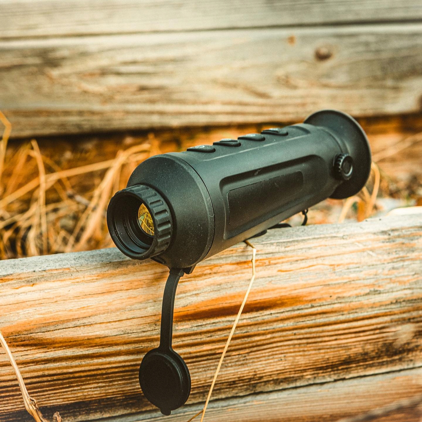 Wbudowana pamięć 16 GB i funkcja Wi-Fi