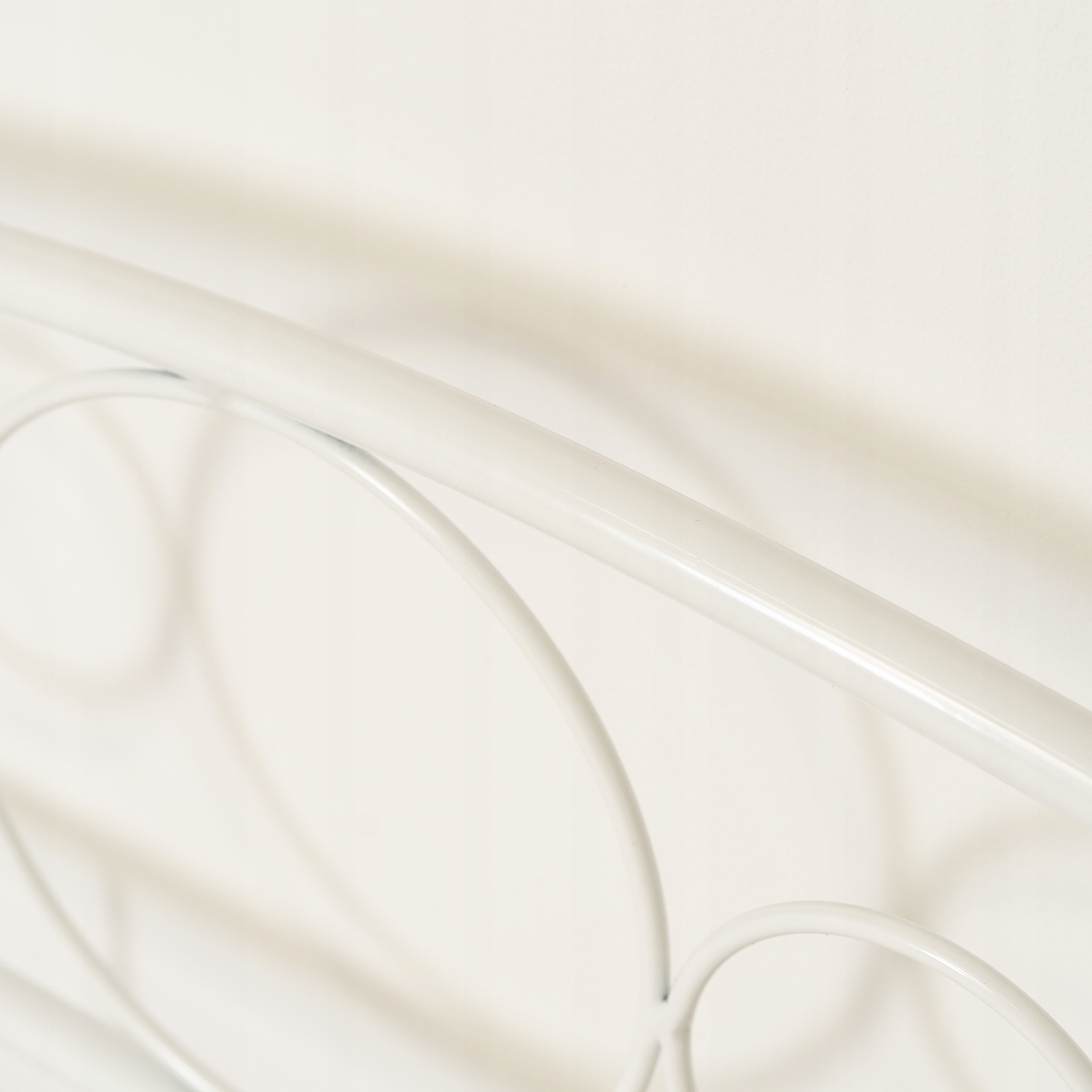 Kolor i wykonanie – Elegancja w białym