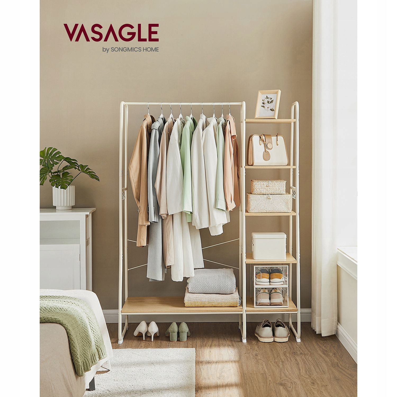 Funkcjonalność z 5 półkami i 6 haczykami