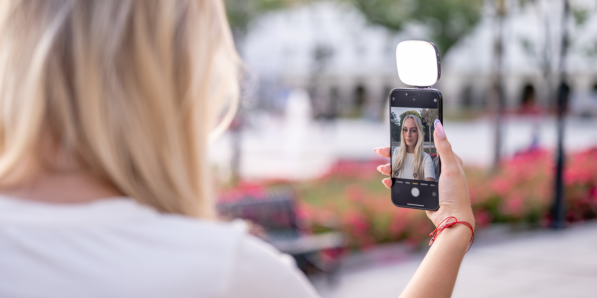 Lampa LED Newell Bella