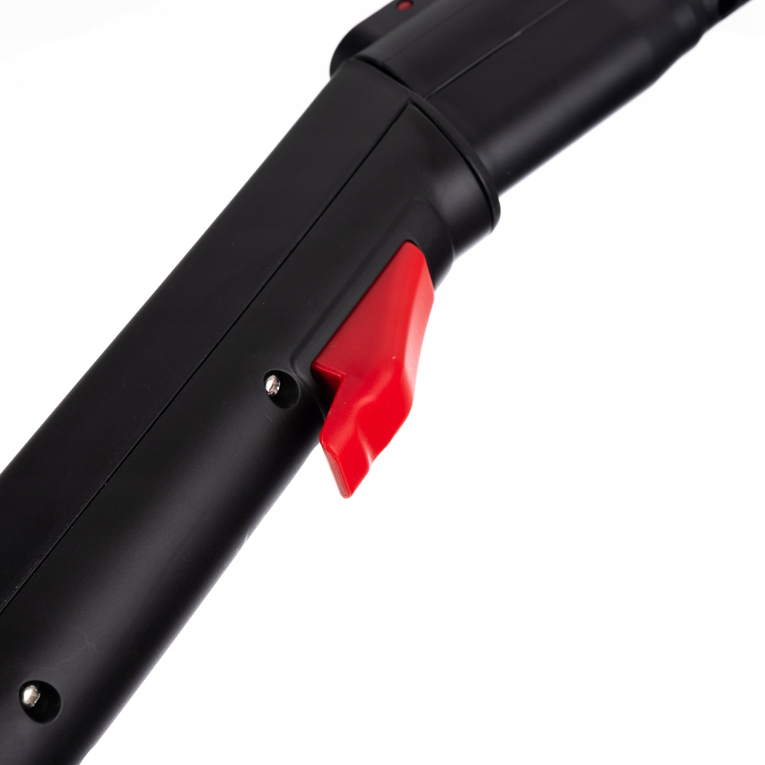 Kompaktowe wymiary i lekka konstrukcja dla łatwego przechowywania