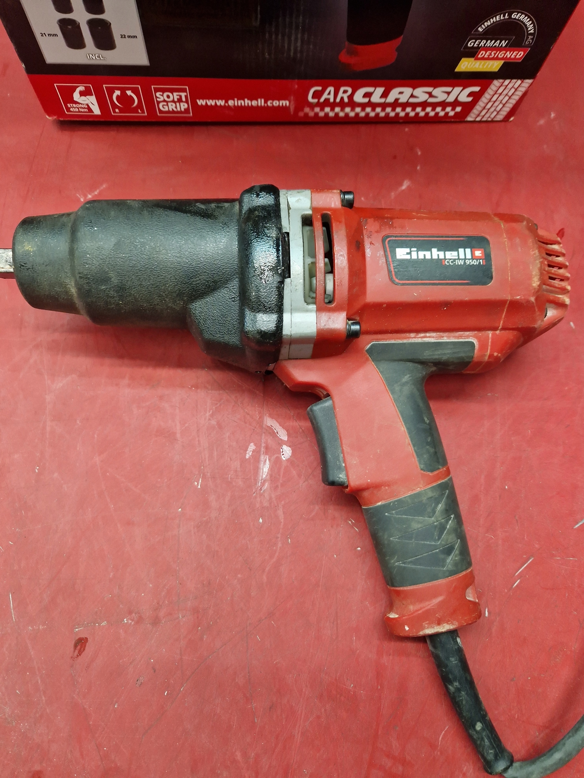 Ergonomiczny design z miękkim uchwytem – Komfortowa obsługa