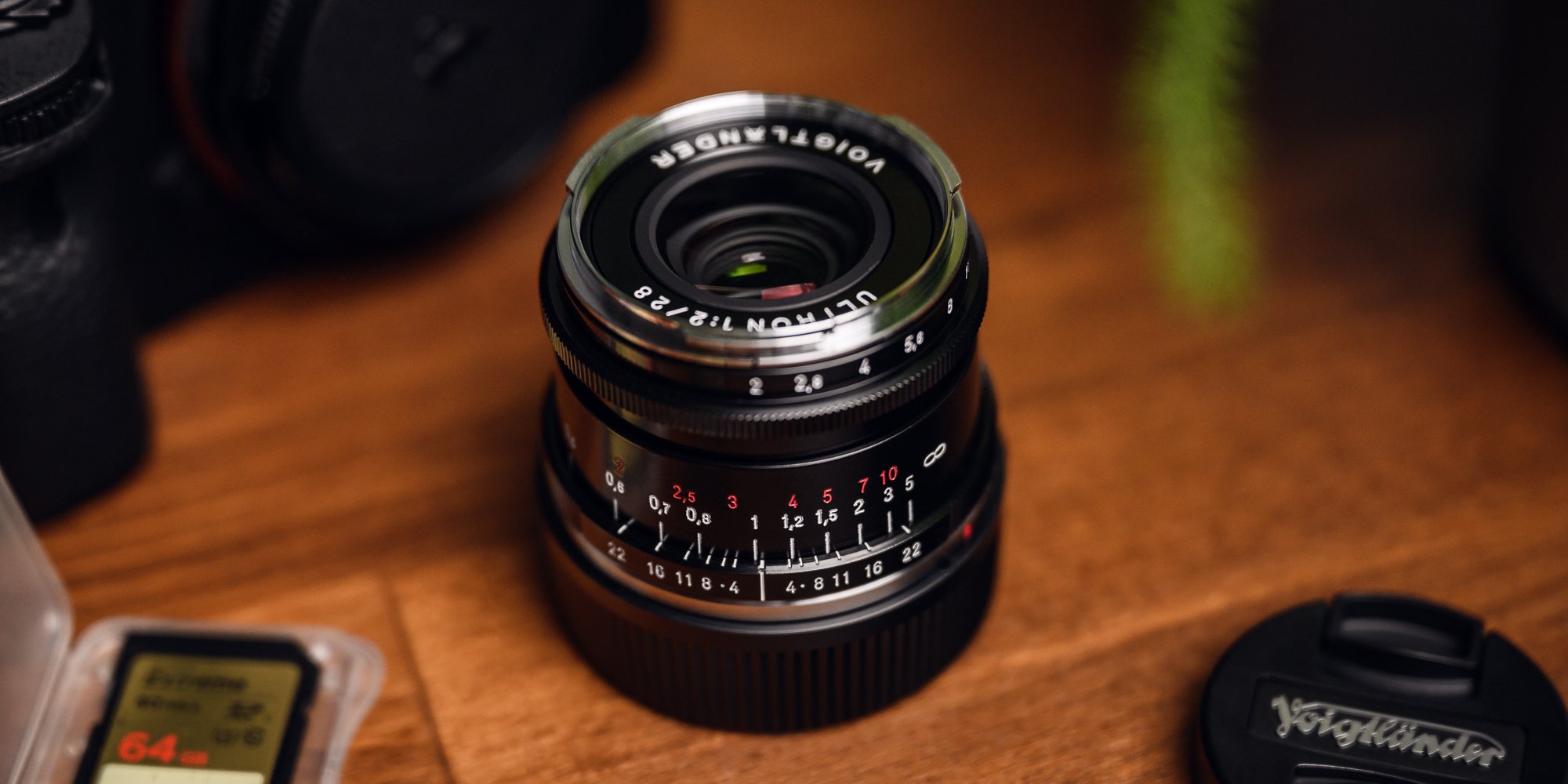 Obiektyw Voigtlander Ultron II Vintage Line 28 mm f/2,0 do Leica M - czarny