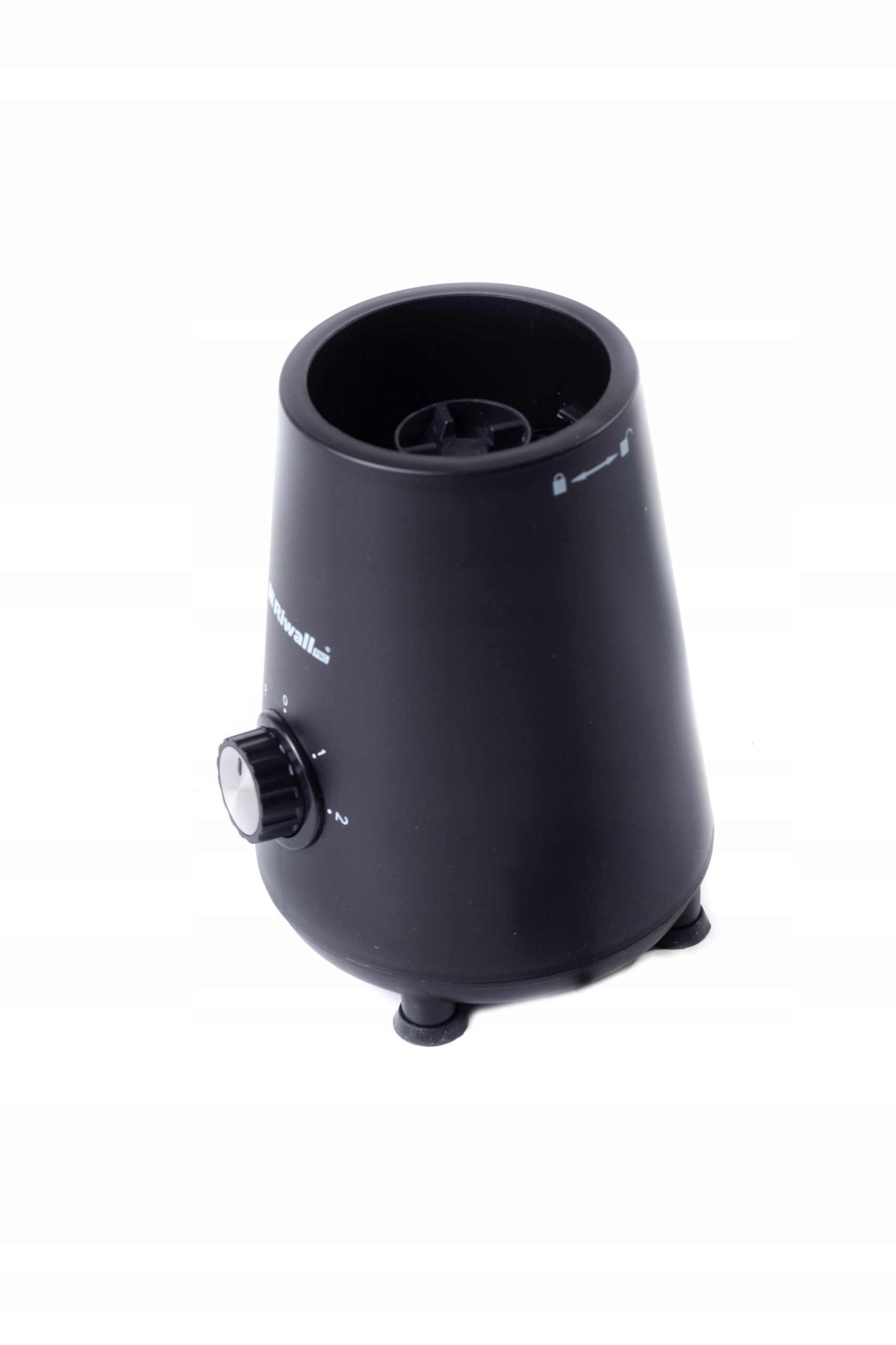 Wygodne bidony do miksowania i transportu