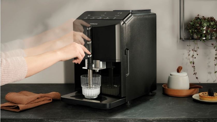 Funkcja spieniania mleka – Idealne cappuccino i latte