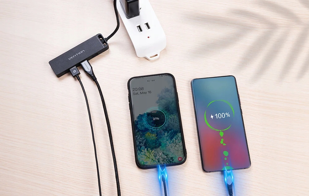 Ładowanie dwóch smartfonów jednocześnie