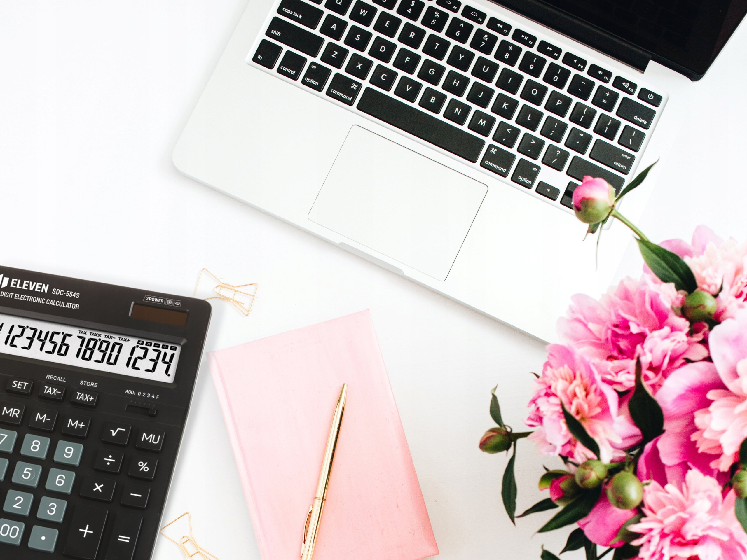 Ekologiczne podwójne zasilanie – bateria słoneczna i tradycyjna