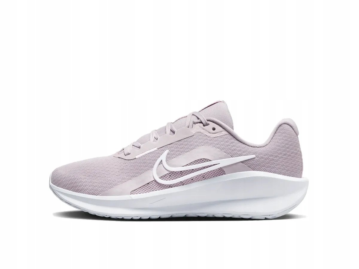 Nike moteriški bėgimo bateliai DOWNSHIFTER 13 – Idealne dla aktywnych kobiet