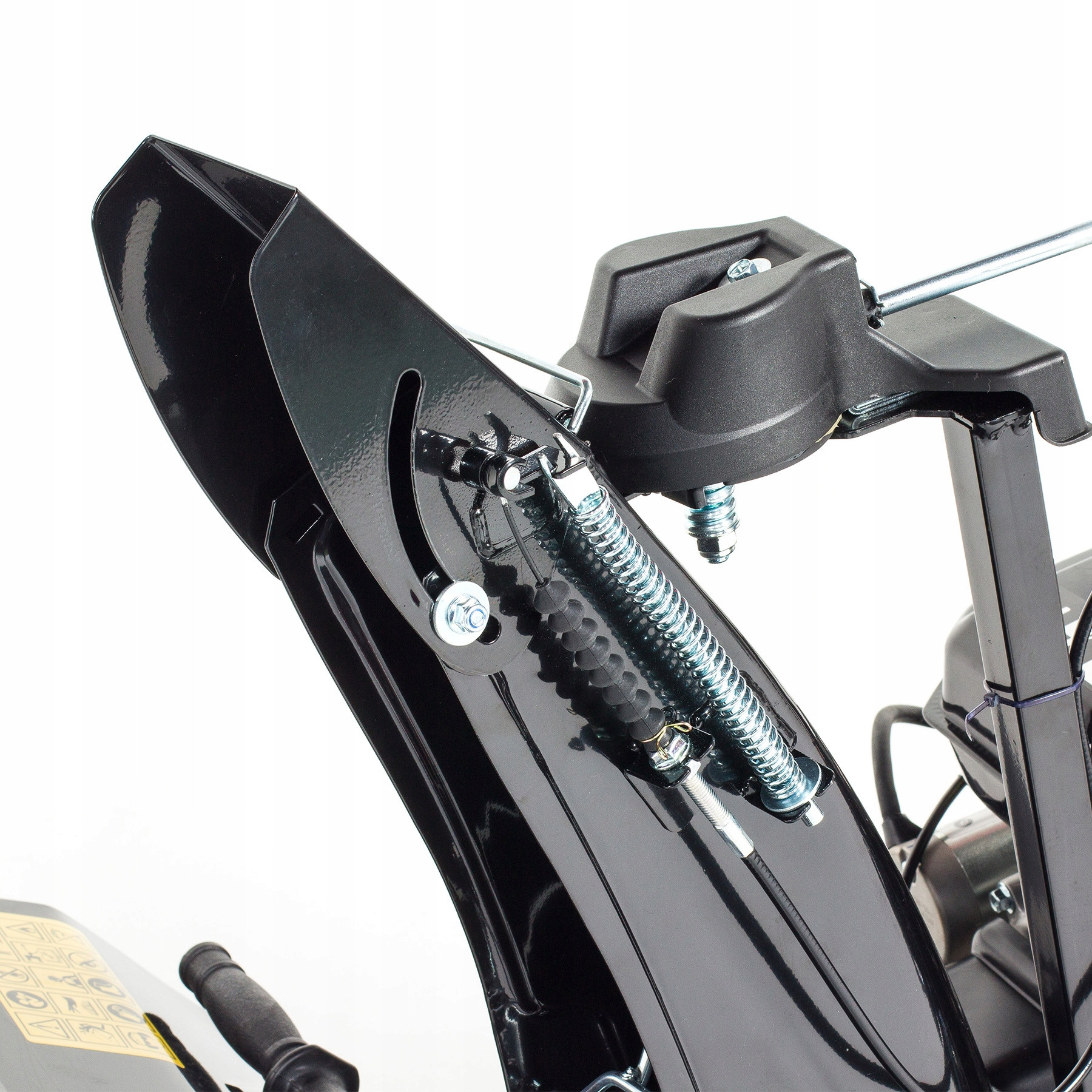 Regulacja kąta wyrzutu śniegu – precyzyjne kierowanie