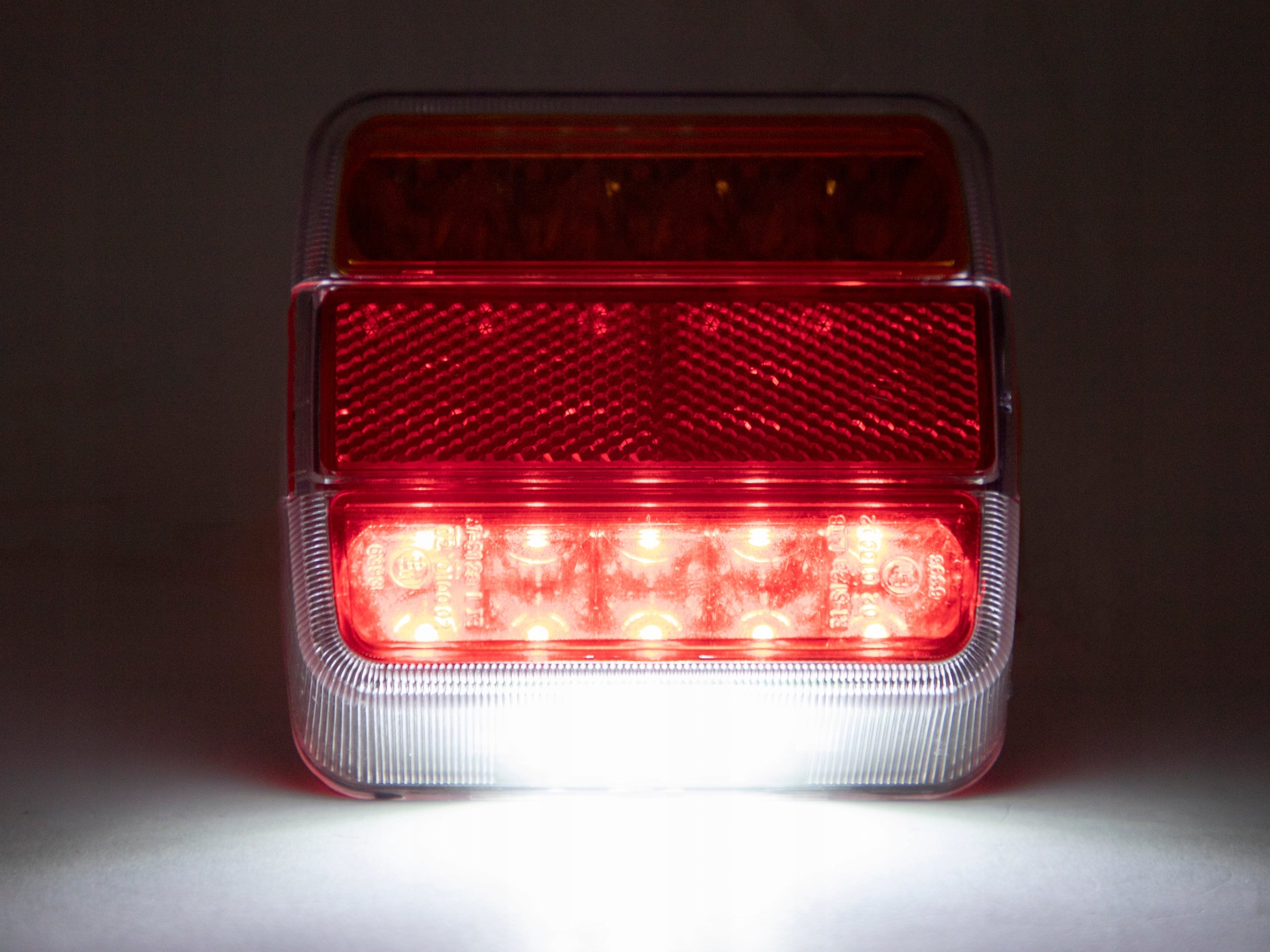 Wymiary i parametry techniczne – idealne dopasowanie do Twojej przyczepy