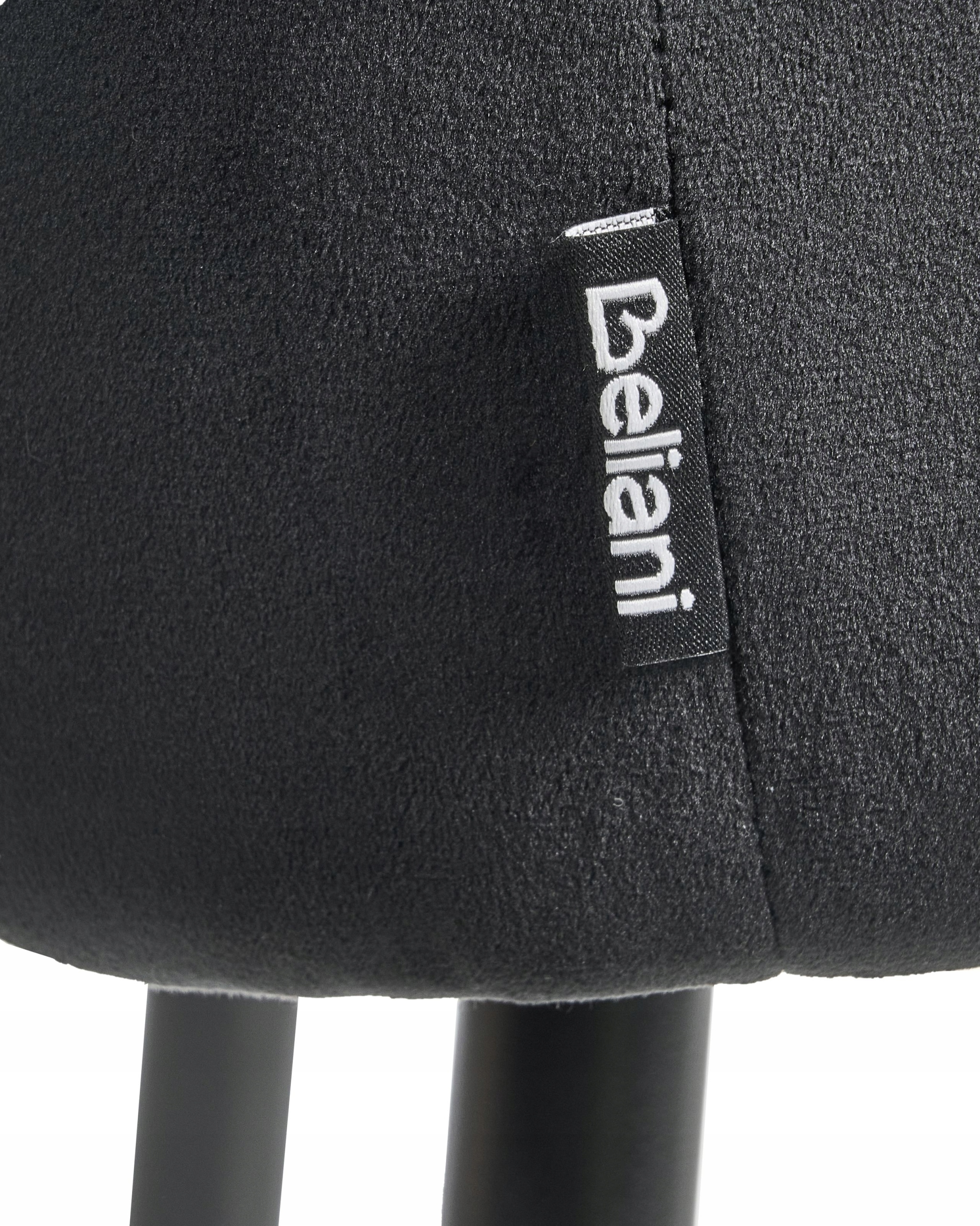 Stabilne, malowane proszkowo nóżki – połączenie estetyki i funkcjonalności