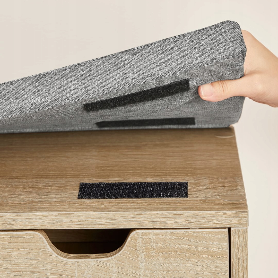 Wygodne siedzisko ułatwiające zakładanie obuwia