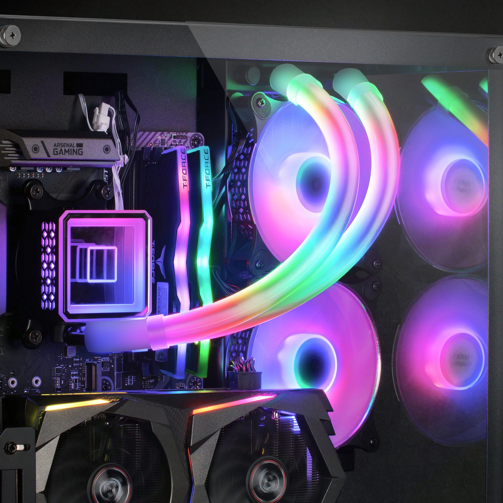 Pełna kompatybilność z płytami głównymi RGB