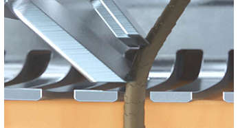 Unosi włosy, zapewniając komfortowe, dokładne golenie