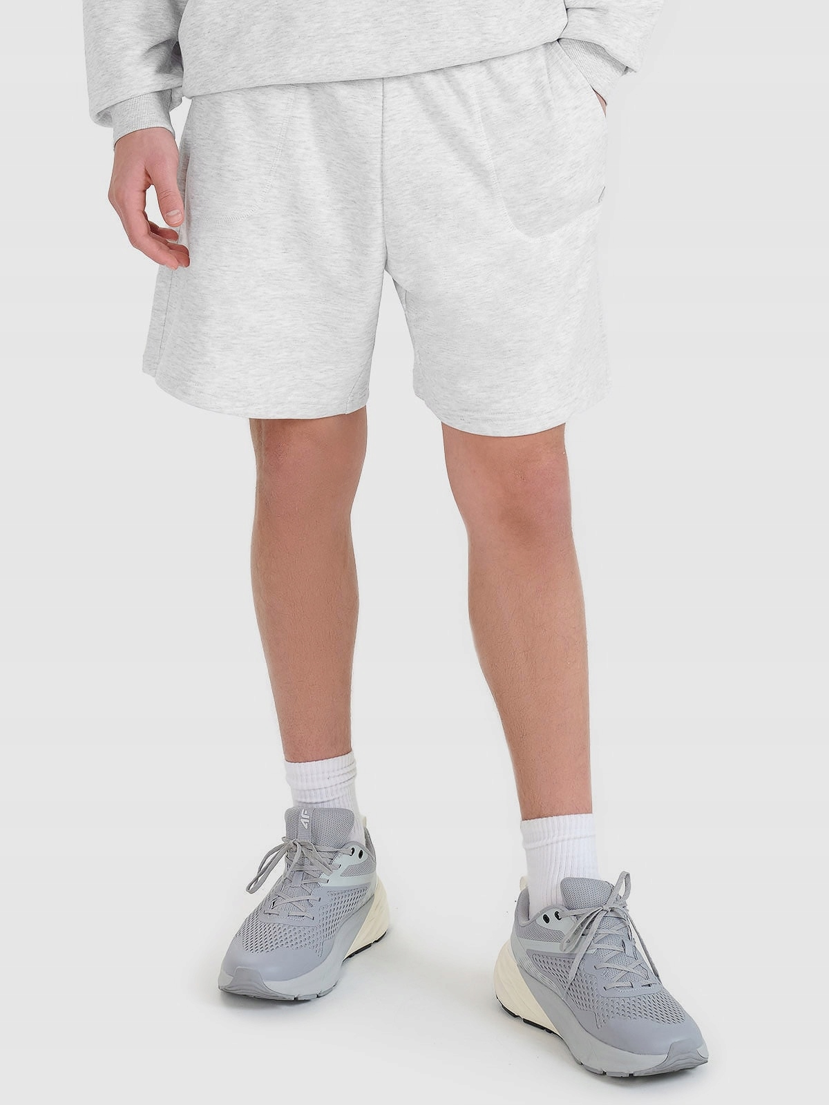 Spodenki Męskie Krótkie Dresowe Sportowe 4F U544 – Komfort i Styl na Co Dzień