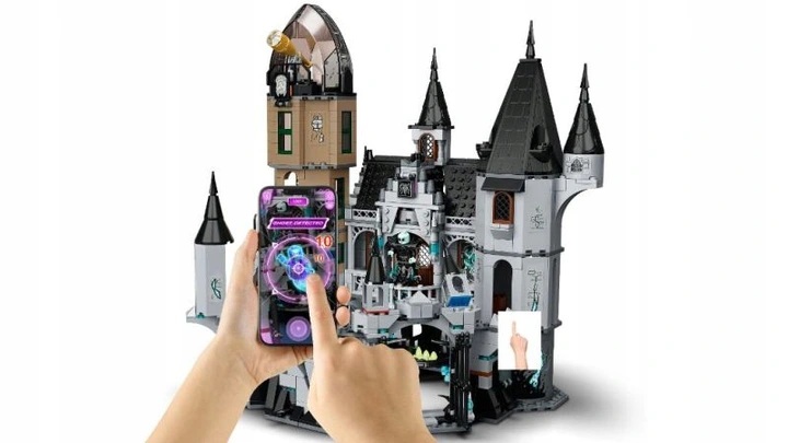 LEGO Hidden Side 70437 – Tajemniczy zamek w wirtualnym świecie