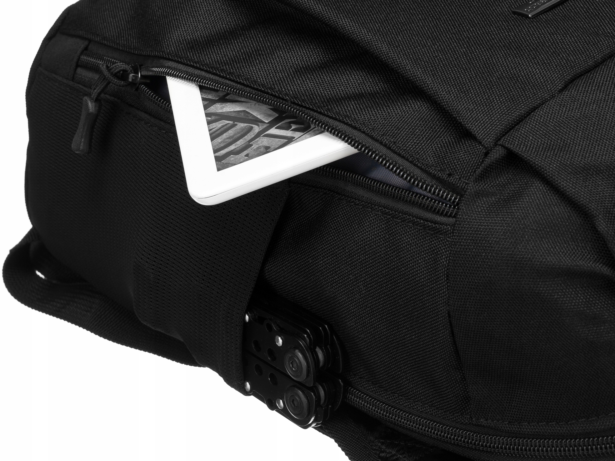 Boczne kieszenie szybkiego dostępu - zawsze pod ręką