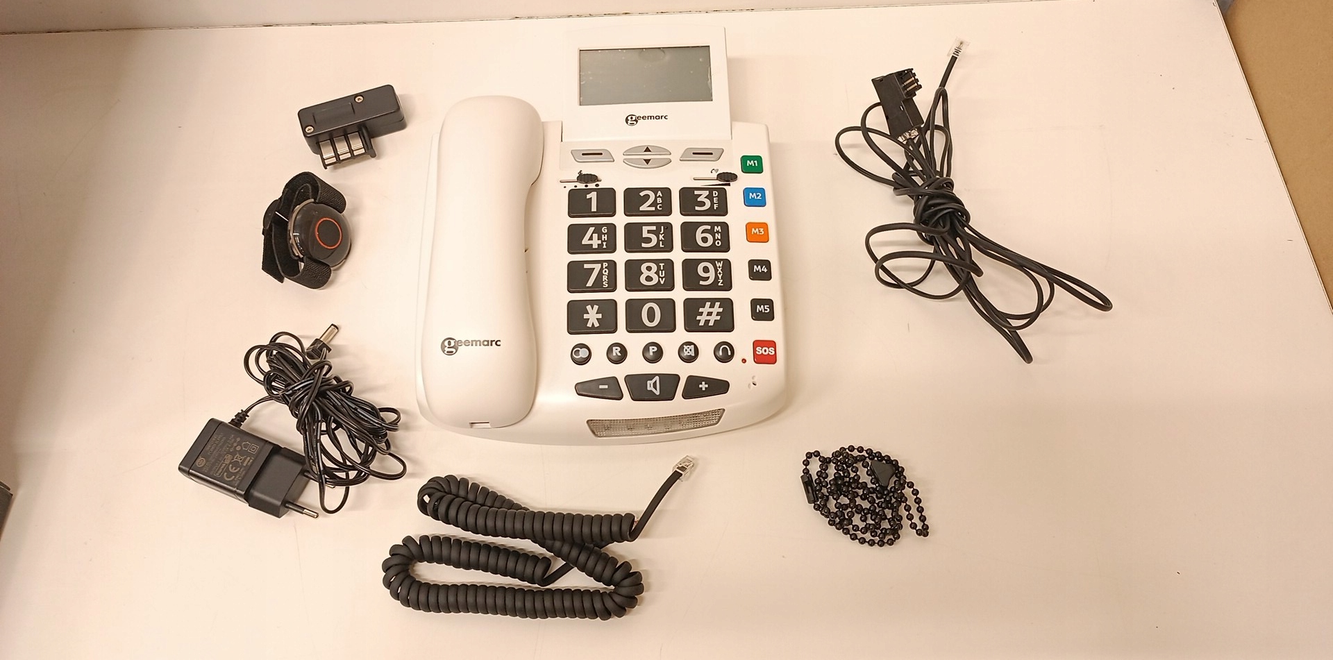 Cyfrowa sekretarka i wodoszczelny pilot – Nowoczesne udogodnienia