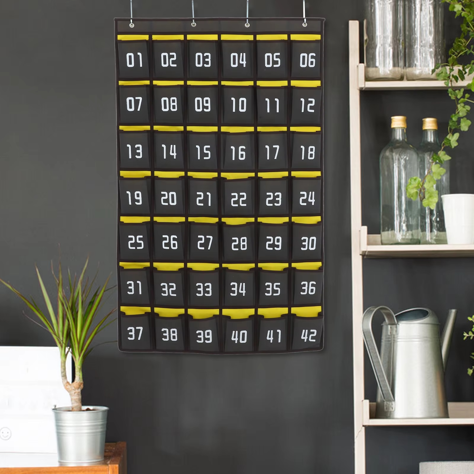 Minimalistyczny wygląd – nowoczesny design w Twoim biurze