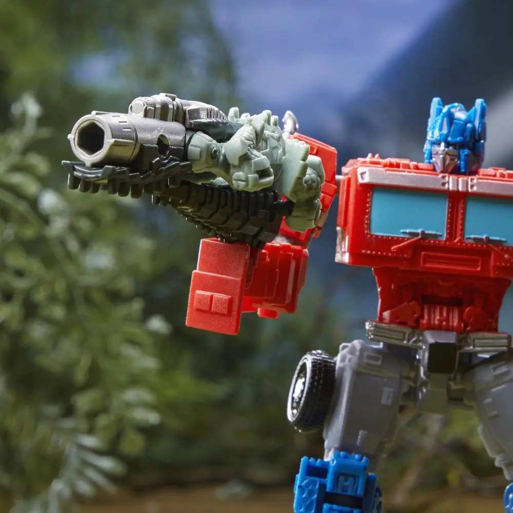 Transformacja z figurki w broń – prosta i szybka