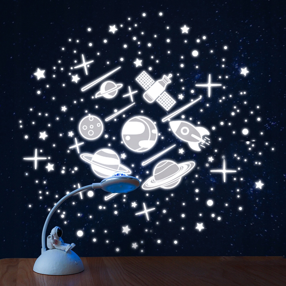 K711P Lampka Biurkowa Projektor Astronauta – Idealne oświetlenie do nauki i pracy