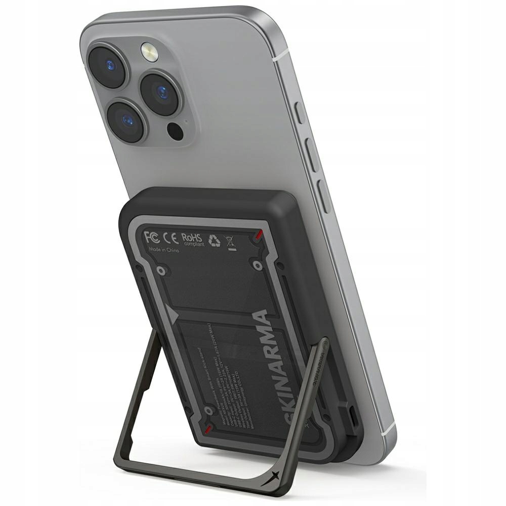 Praktyczny stojak – idealny do oglądania filmów