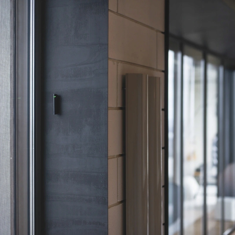 Zasięg detekcji do 9 metrów z kątem 180°