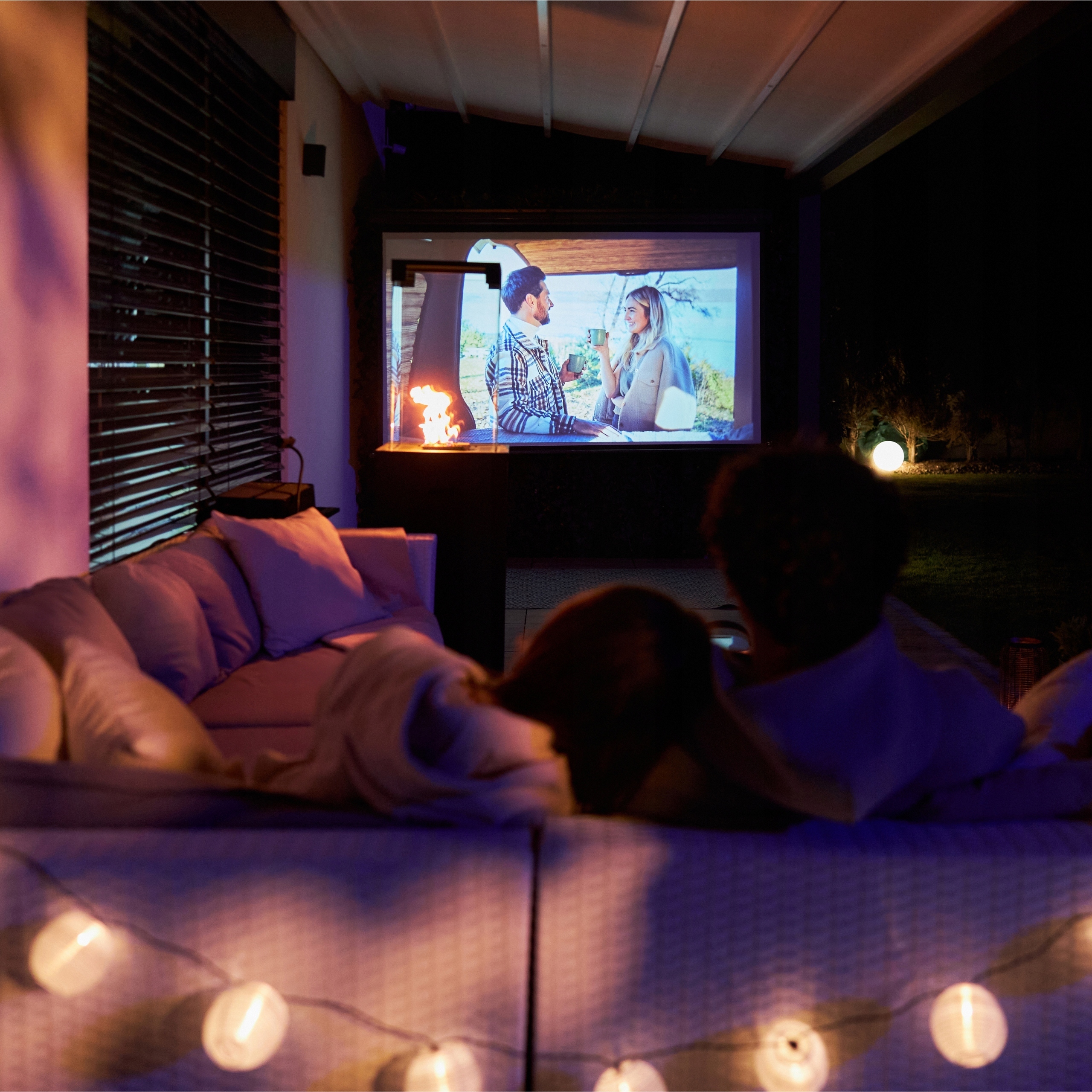 Wysoka jakość obrazu – idealny do filmów, prezentacji i gier