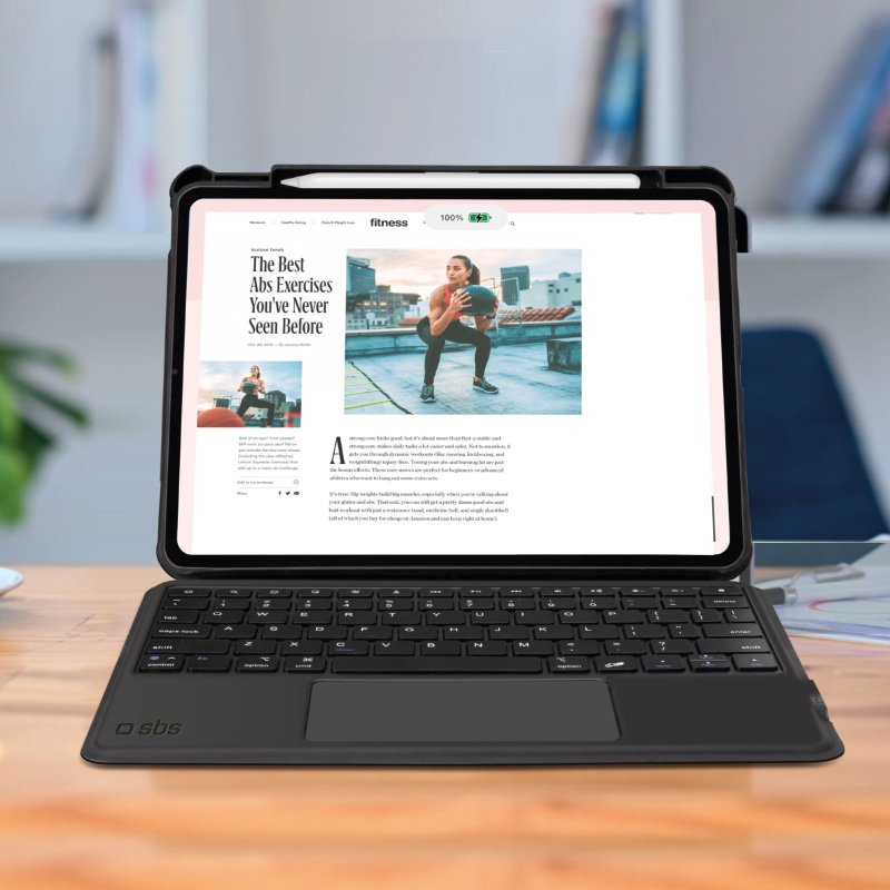 Materiał i kolor – Tworzywo sztuczne w eleganckim czarnym odcieniu