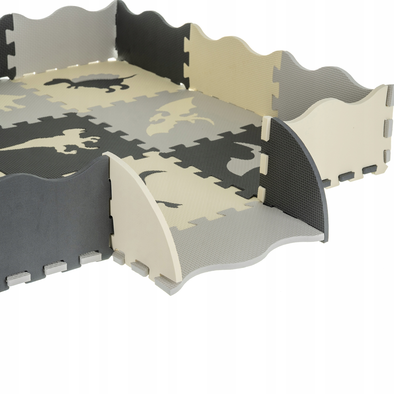 Gruba i amortyzująca powierzchnia – komfort dla malucha