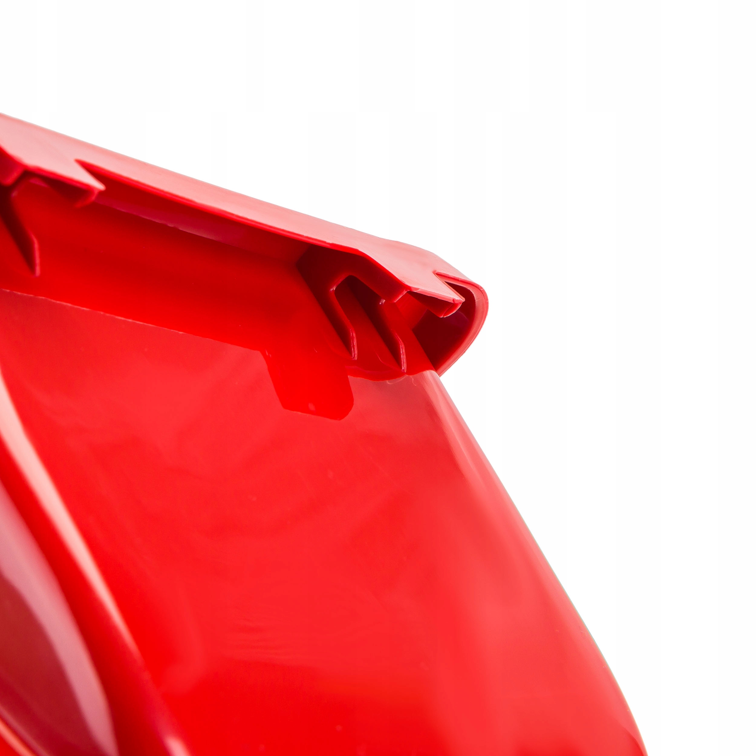 Solidna konstrukcja z wysokiej jakości materiałów