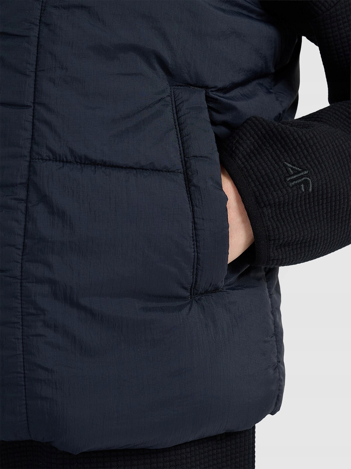 Funkcjonalne kieszenie – Szybki dostęp do drobiazgów