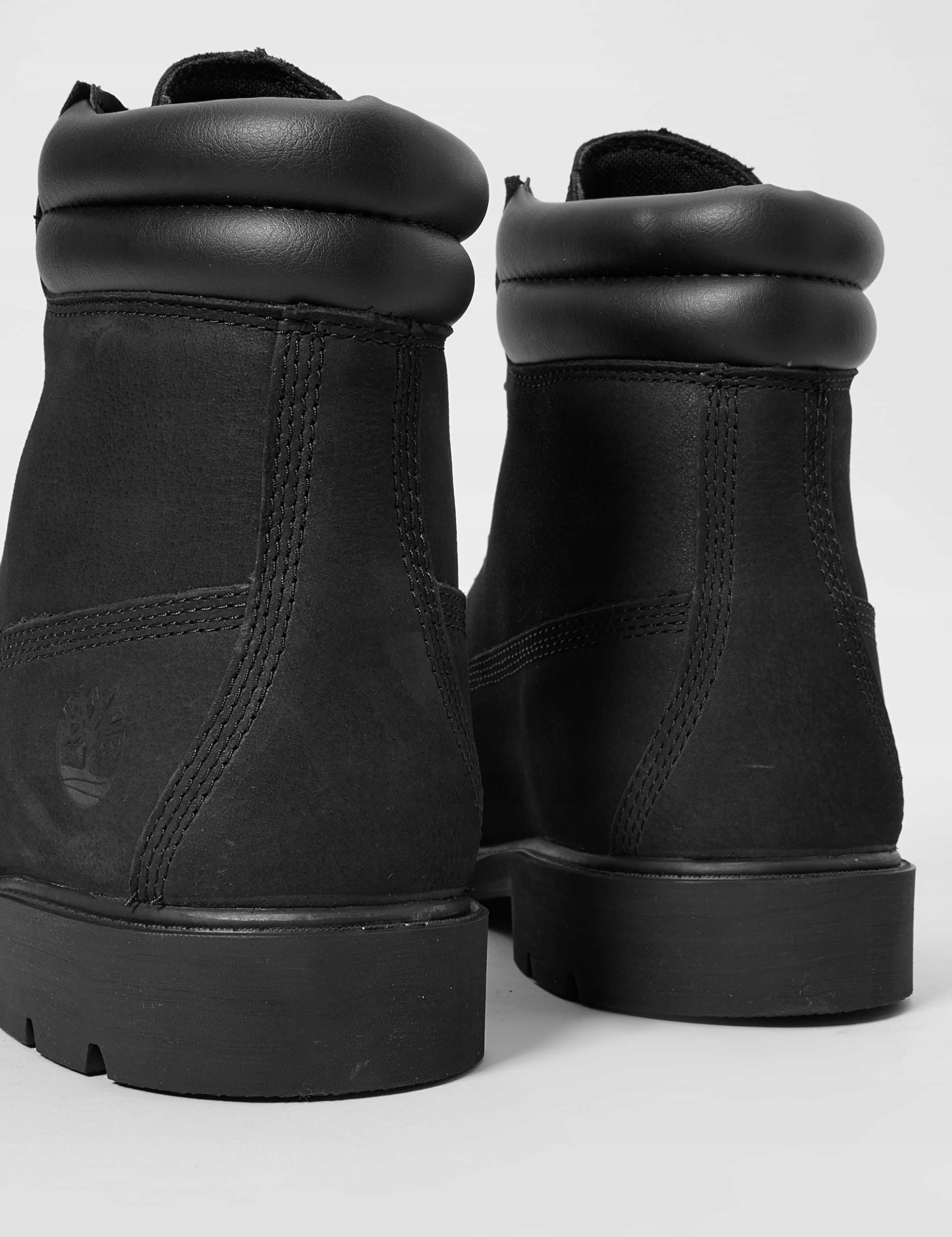 Wygodne zapięcie i komfortowy krój