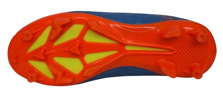 Komfort i trwałość – Syntetyczna cholewka i miękka wyściółka