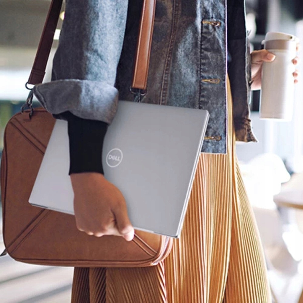 Wymiary i waga – Lekki i poręczny laptop