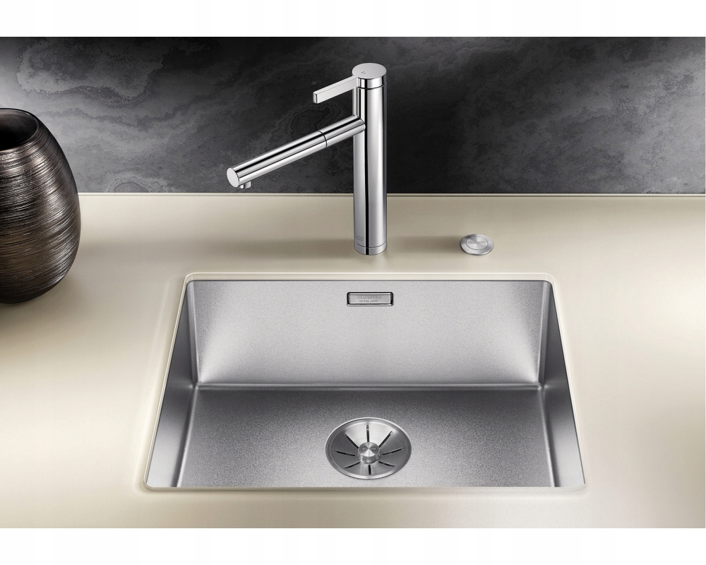 Podwieszany montaż – idealne rozwiązanie do nowoczesnych kuchni