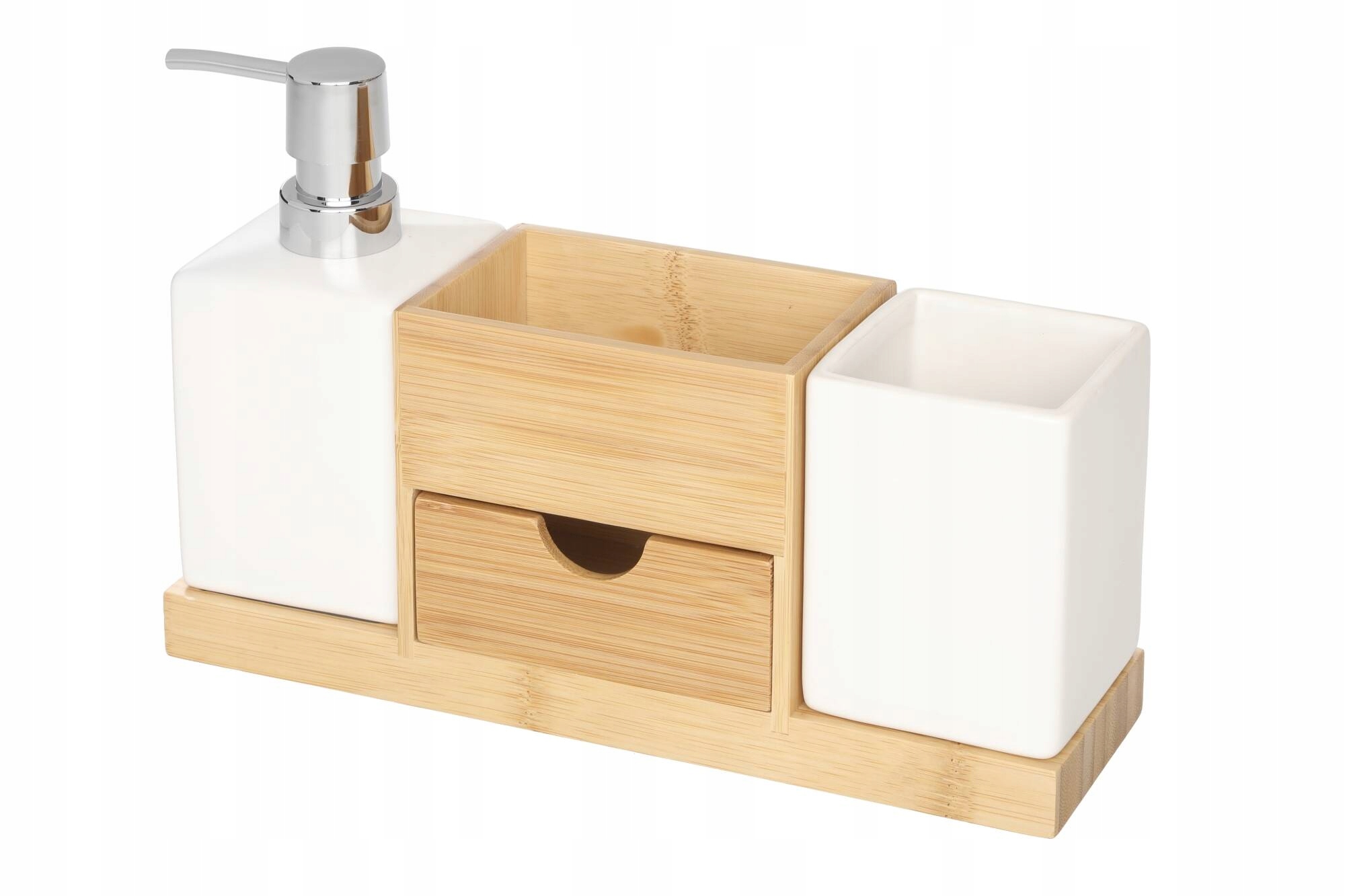 Zestaw akcesoriów łazienkowych CUBE – Elegancja i funkcjonalność w Twojej łazience