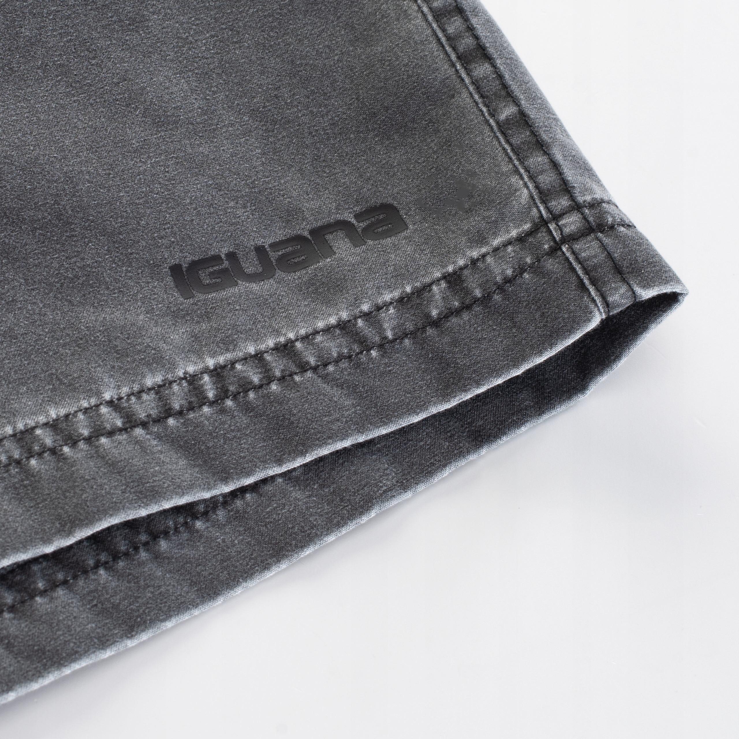 Materiał wysokiej jakości – 100% poliester