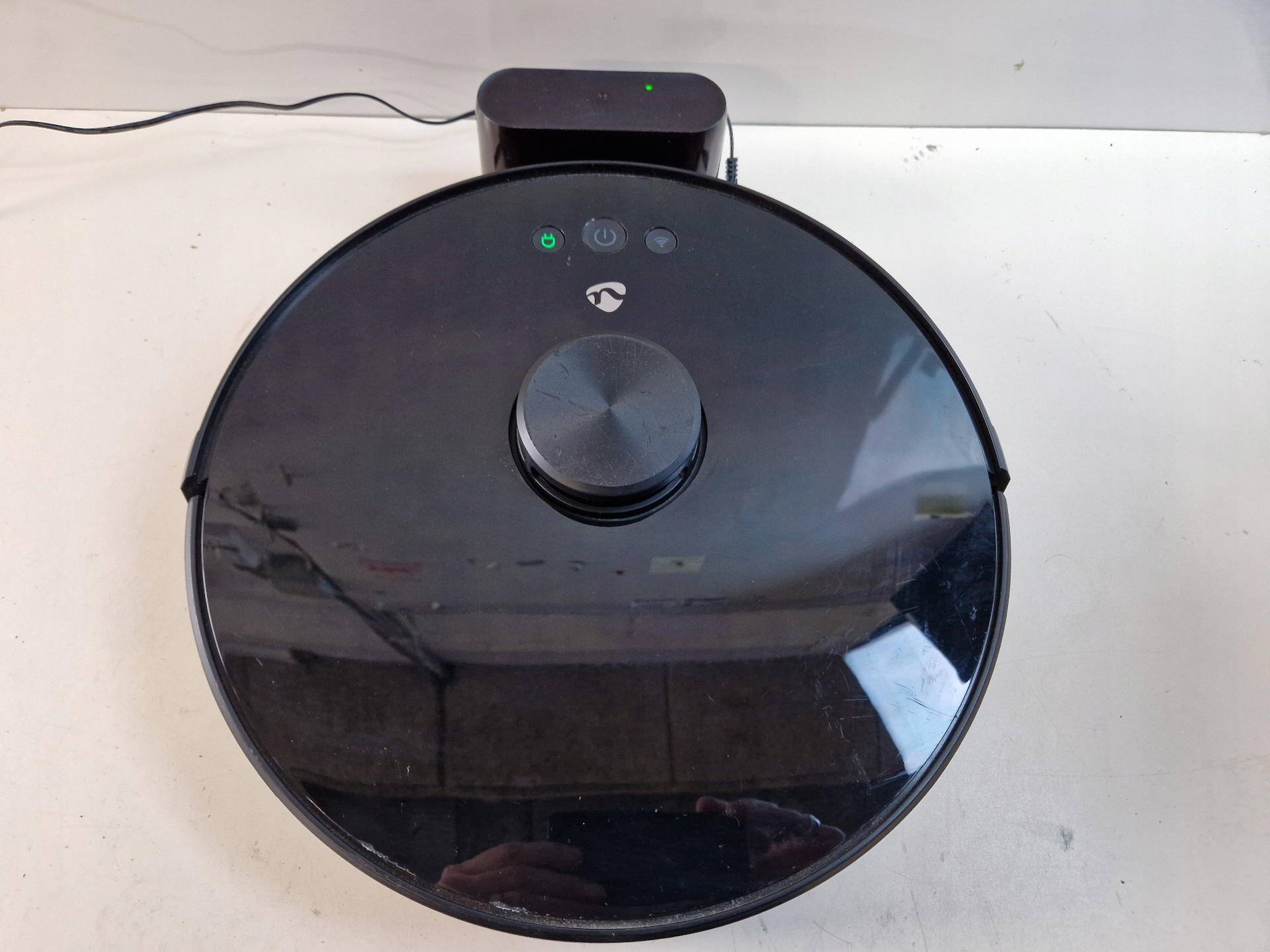 Funkcje 3 w 1 – Odkurzanie, zamiatanie i mycie podłóg