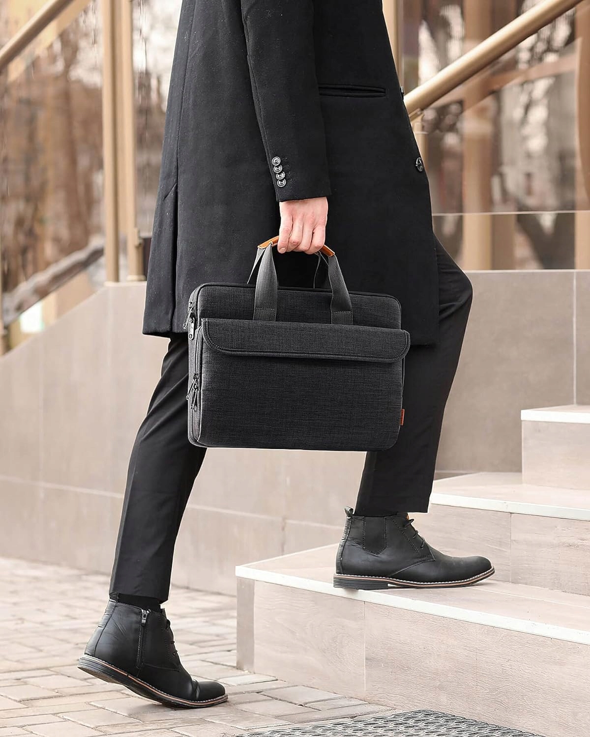 Poręczny uchwyt i taśma bagażowa