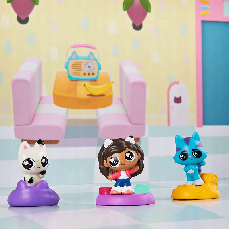 Możliwości zabawy – Miksuj i dopasowuj postacie i podstawki