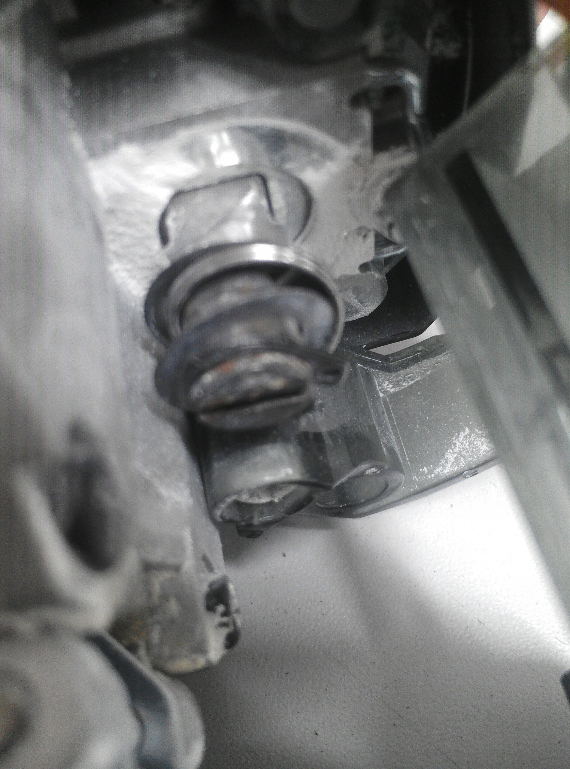 Ergonomiczny uchwyt typu T – Komfort i kontrola podczas cięcia