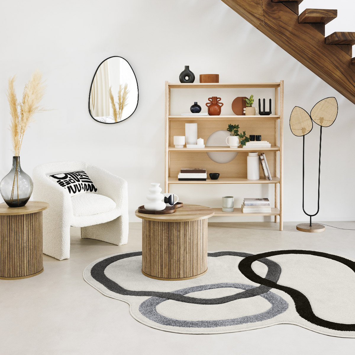 Lustro retro w metalowej ramie Rosalia – Elegancja i styl w Twoim wnętrzu