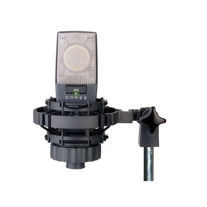 Akcesoria w zestawie: uchwyt, walizka i osłonka przeciwwietrzna