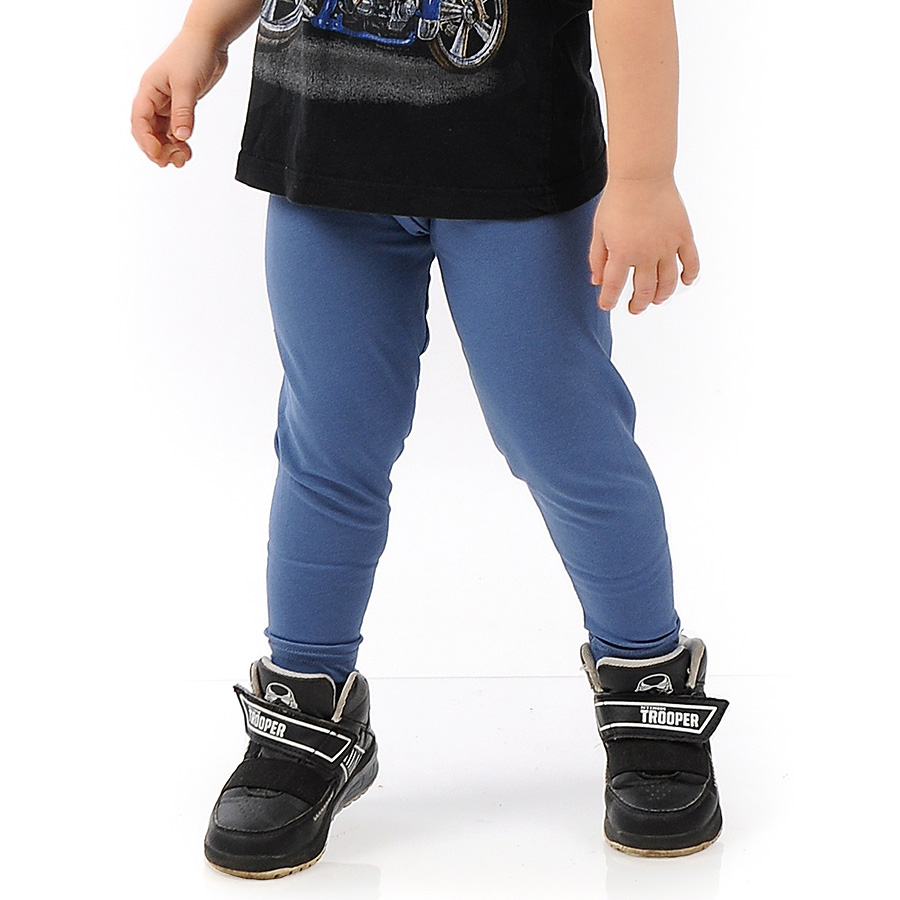 Skład materiału – 96,5% bawełna, 3,5% elastan