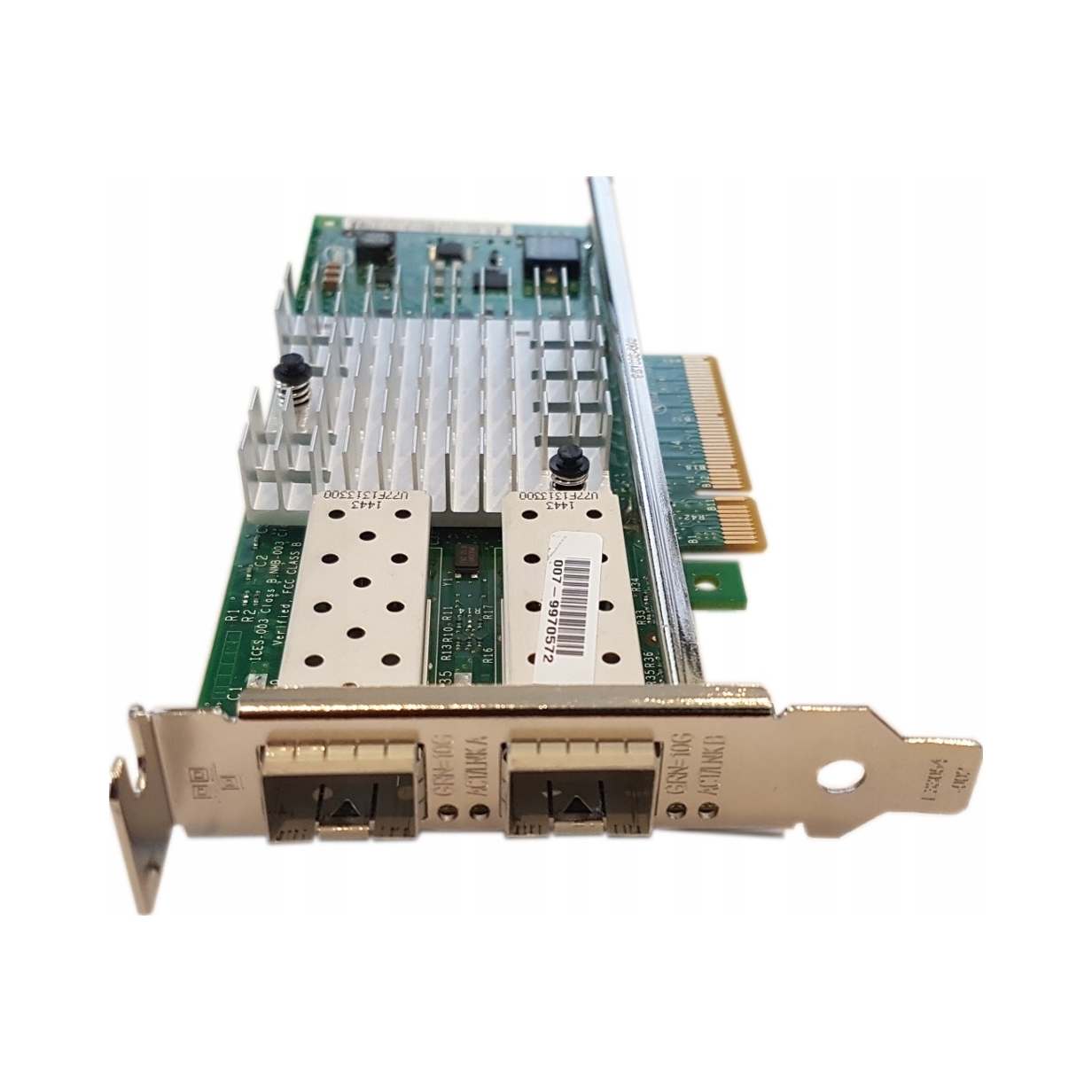 Dwa porty SFP+ - Elastyczność w połączeniach