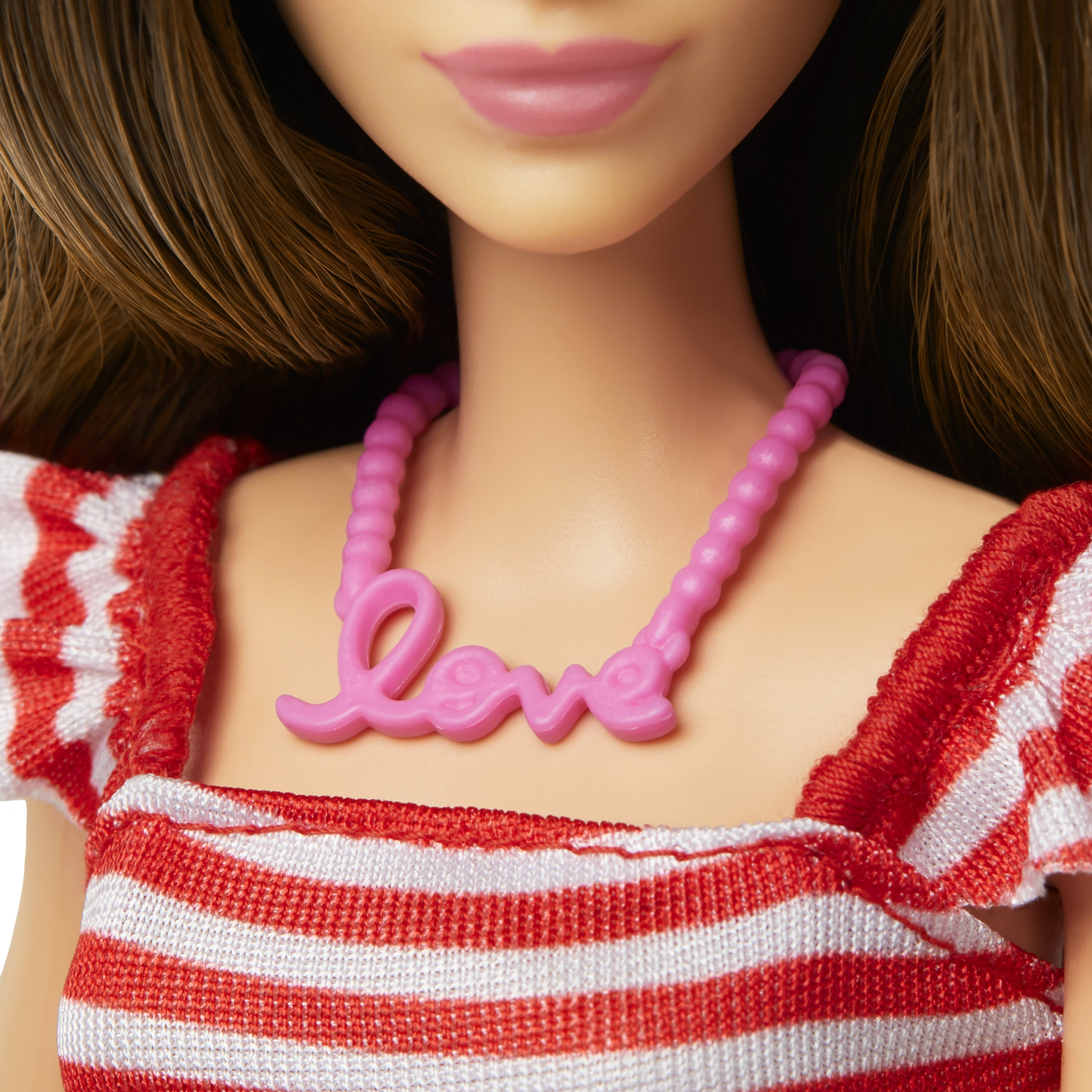 Urok paryskiej mody z lalką Barbie