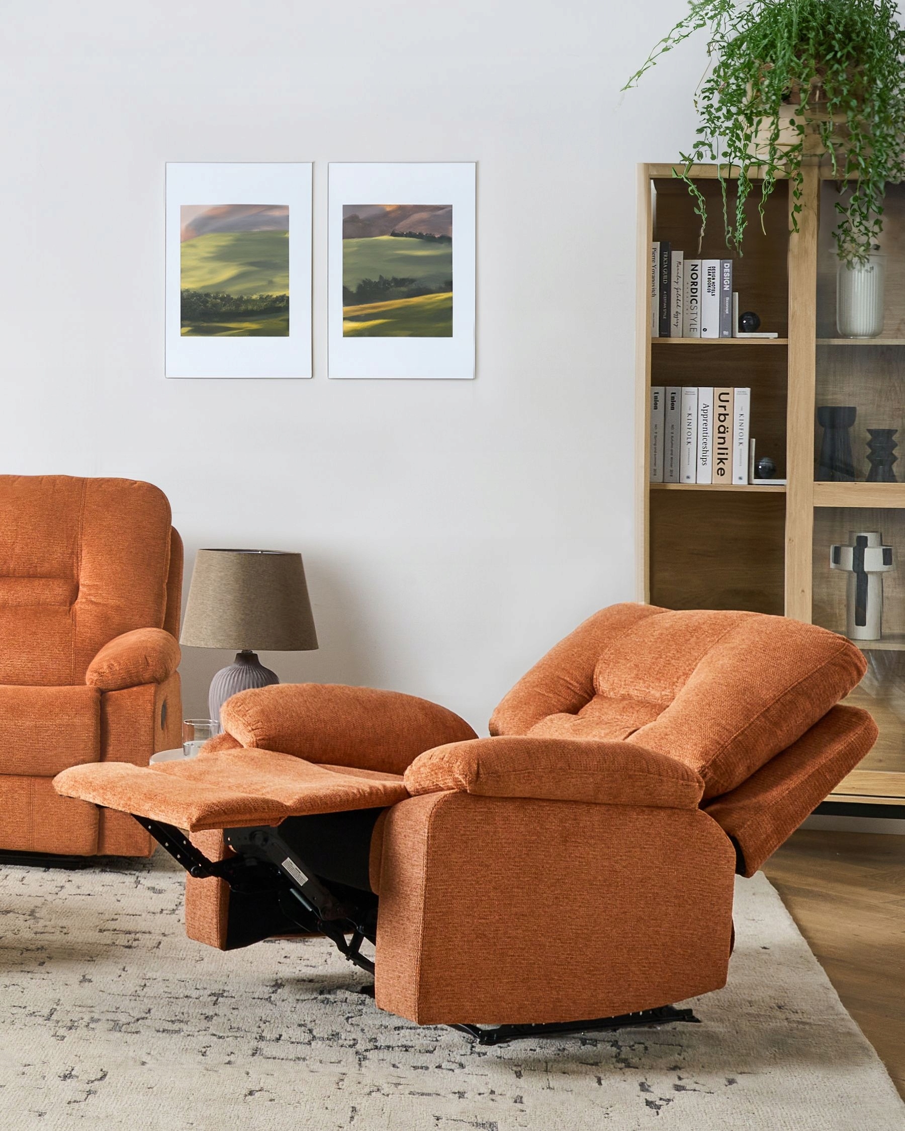 Wygodne siedzisko z regulowanym kątem oparcia