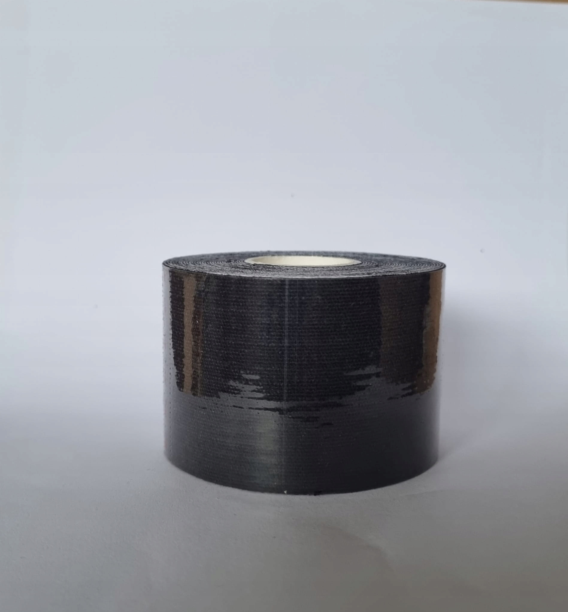 Zastosowanie taśmy w fizjoterapii – Jak skutecznie wykorzystać kinesiotaping