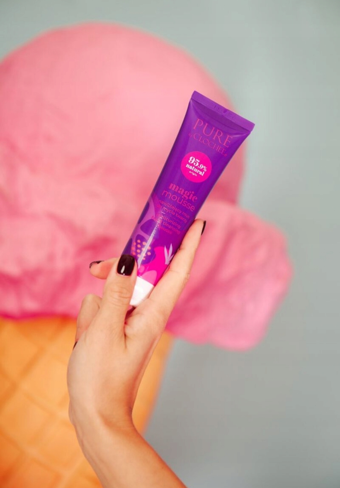 Jak stosować mus do oczyszczania twarzy Clochee?